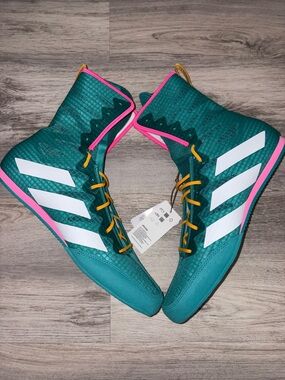 Adidas Box Hog 4 Boxing Shoes Pure Teal Pink JR5382 Men’s sz 11 / Women’s sz 12